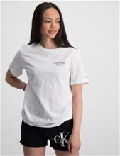 Bild Calvin Klein, CKJ STACK LOGO T-SHIRT, Vit, T-shirts till Tjej, 16 år