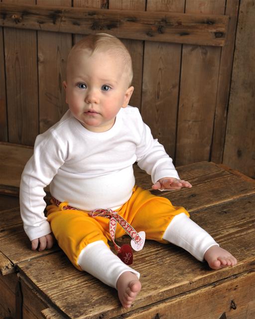 Bild Lilla Dalom knäbyxa