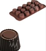 Bild Silikomart Pralinform med Rund vågig kant