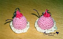 Bild Örhängen amigurumi - Prinsesstårtor (rosa)