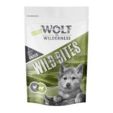 Bild Wolf of Wilderness Snack - Wild Bites Junior 180 g - Green Fields - Lamb