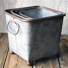 Bild Plåtbalja med tassar 'Kvadrat'-  Liten 1st