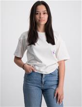 Bild Calvin Klein, MONOGRAM OFF PLACED SS TSHIRT, Vit, T-shirts till Tjej, 16 år