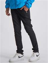 Bild D-XEL, BOYS PANTS, Svart, Byxor till Kille, 140 cm