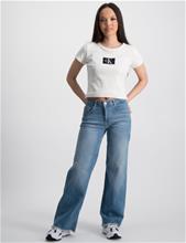 Bild Calvin Klein, MONOGRAM BADGE RIB TOP, Vit, T-shirts till Tjej, 16 år