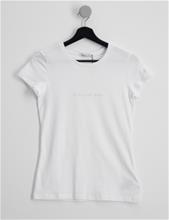 Bild Calvin Klein, METALLIC CHEST LOGO SLIM TOP, Vit, T-shirts till Tjej, 10 år
