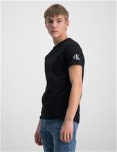 Bild Calvin Klein, BADGE RIB FITTED TOP, Svart, T-shirts till Kille, 16 år