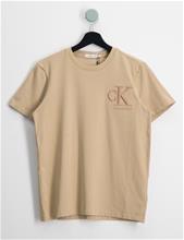 Bild Calvin Klein, MONOGRAM EMBRO LOGO T-SHIRT, Beige, T-shirts till Unisex, 16 år